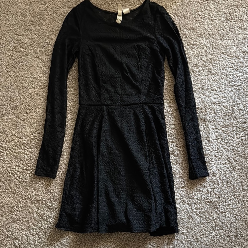 H&M Black Sheath Dress Long Sleeve Crew Neck